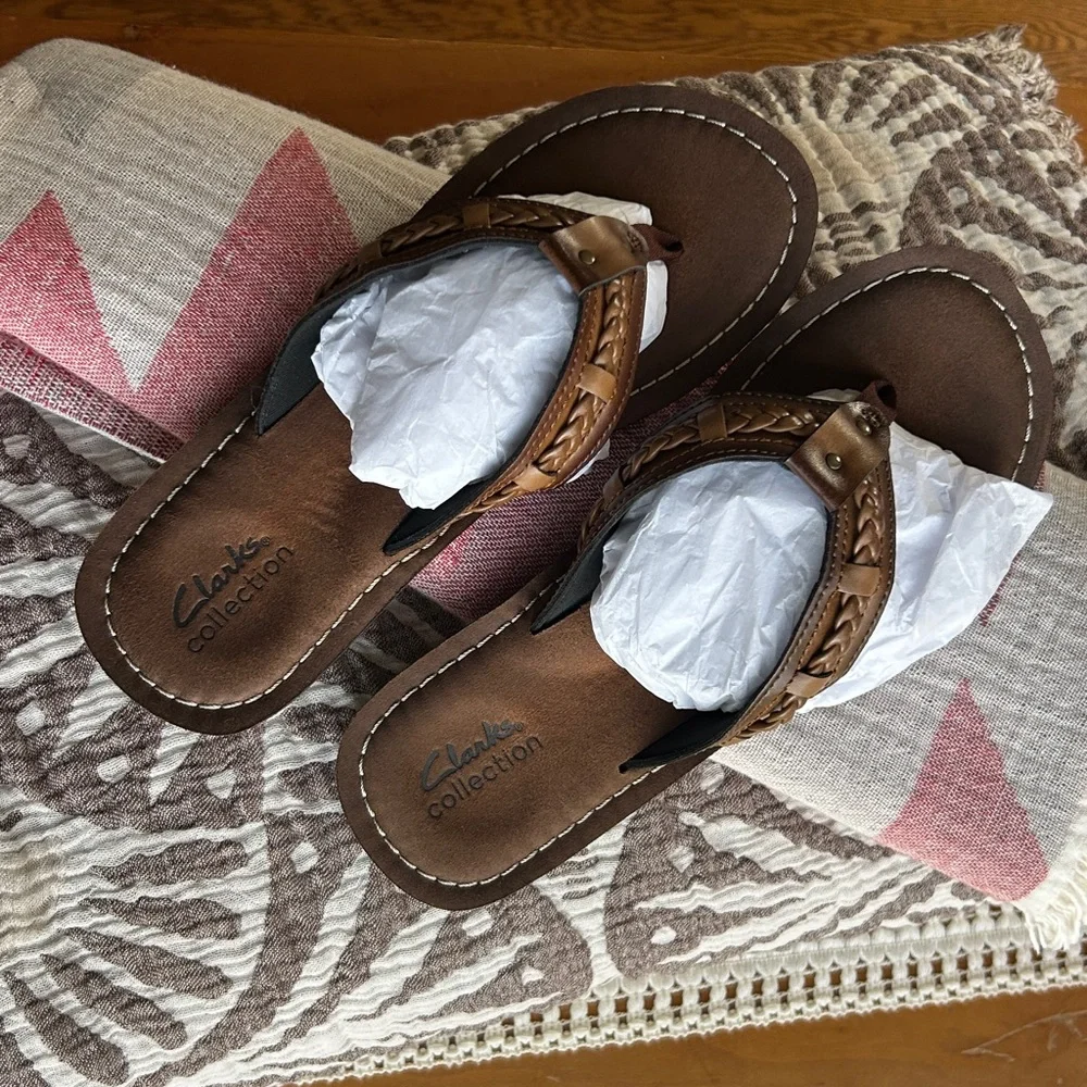 Brown Leather Look Clark’s Flip Flops Worn In Look Size 8 New With Tags
